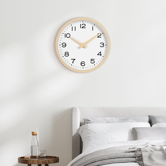AKCISOT 14 Inch Wall Clock, Battery Operated Analog Clock, Silent Non-Ticking, Ideal for Bedroom, Bathroom, Kitchen, Office and School, Natural