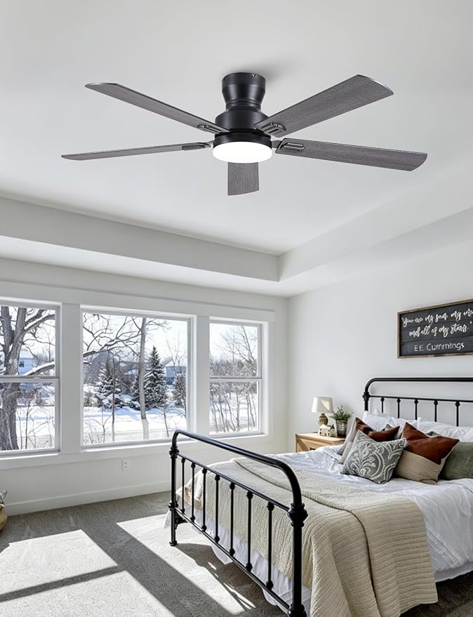 Ceiling Fans with Lights, 52" Low Profile Ceiling Fan with Light and Remote/APP Control, Modern Flush Mount Led Ceiling Fan for Indoor Bedroom Living Room, Dimmable, Qiuet DC Motor, Black