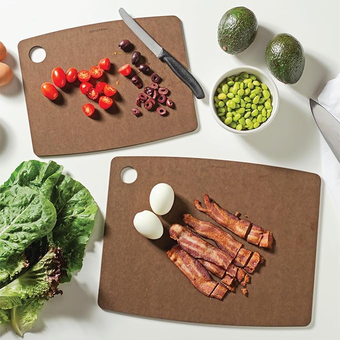 Epicurean Kitchen Series 14.5" × 11.25" Cutting Board in Nutmeg