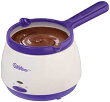 Wilton Candy Melts Melting Pot, Strawberries Cakepops, 2.5-Cup | 2.5-Cup Electric Melting Pot Keeps Candy Melts Warm for Dipping Strawberries, Cake Pops & Chocolate-Coated Treats