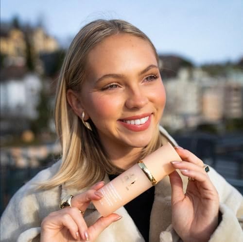 Forever Bloom Bio Mimic Foundation Light Spectrum SPF50 hydrates, conceals and evens tone with a lightweight, anti-aging finish for mature, sensitive skin—perfect for gym, sports or dance
