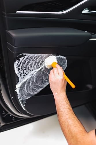P & S PROFESSIONAL DETAIL PRODUCTS Swift Clean & Shine - Interior Cleaner & Protectant for Leather, Vinyl, Plastic - Cleans, Conditions & Leaves a Satin Finish - Fresh Scent - 1 Gallon