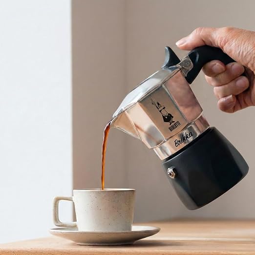 Bialetti Brikka Moka Pot Stovetop Espresso Maker – Crema-Rich Italian Coffee Maker, 2 Espresso Shots (3.4 oz / 100 mL), Black