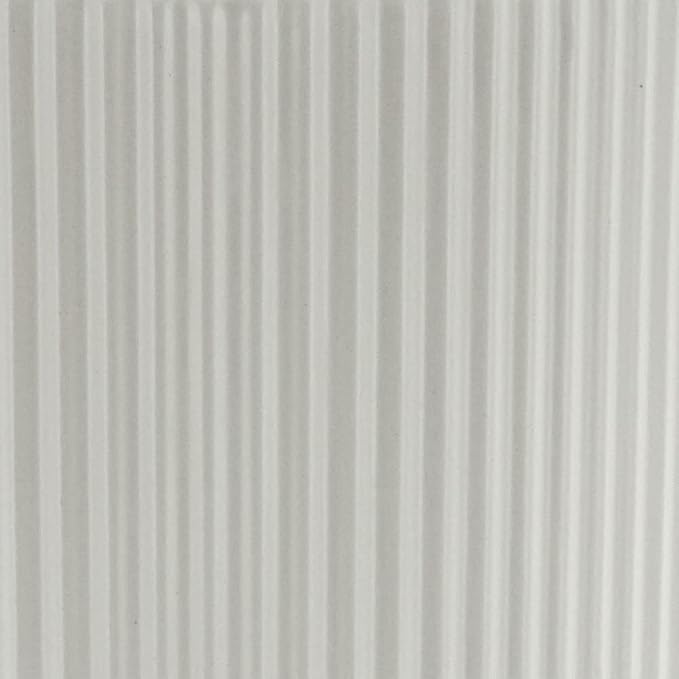 Amazon Basics Fluted Ceramic Planter Pot for Indoor Outdoor Plants, Round Flower Pot with Drainage Hole, 8-inch, White
