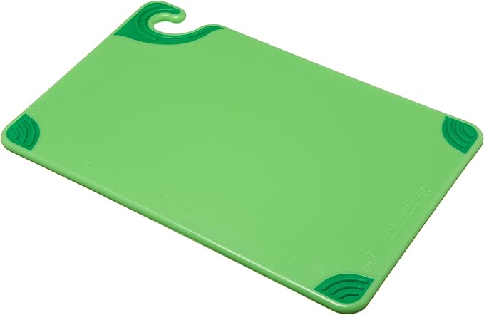 San Jamar Saf-T-Grip Plastic Cutting Board with Safety Hook, 12" x 18" x 0.5", Green