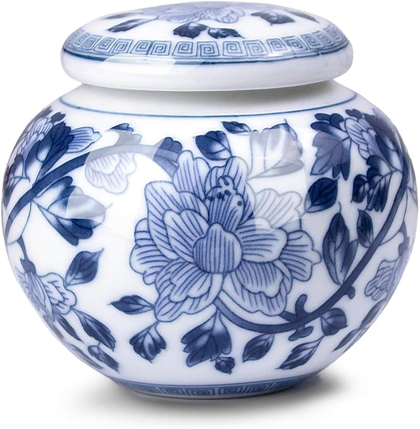 Dahlia Blue and White Porcelain Tea Canister for Loose Tea, Airtight Jingdezhen Tea Caddy, Peony 250 ML
