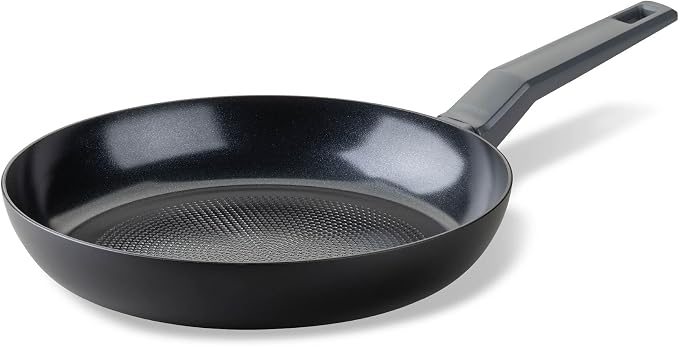 Fackelmann STATEMENT 28cm Frying Pan, Recycled Aluminium, Non-Stick PFAS Free Ceramic Coating, Honeycomb Base Structure, Comfort Grip Handle, All Stoves Including Induction, 46.5x28x4.5cm, Ash Grey