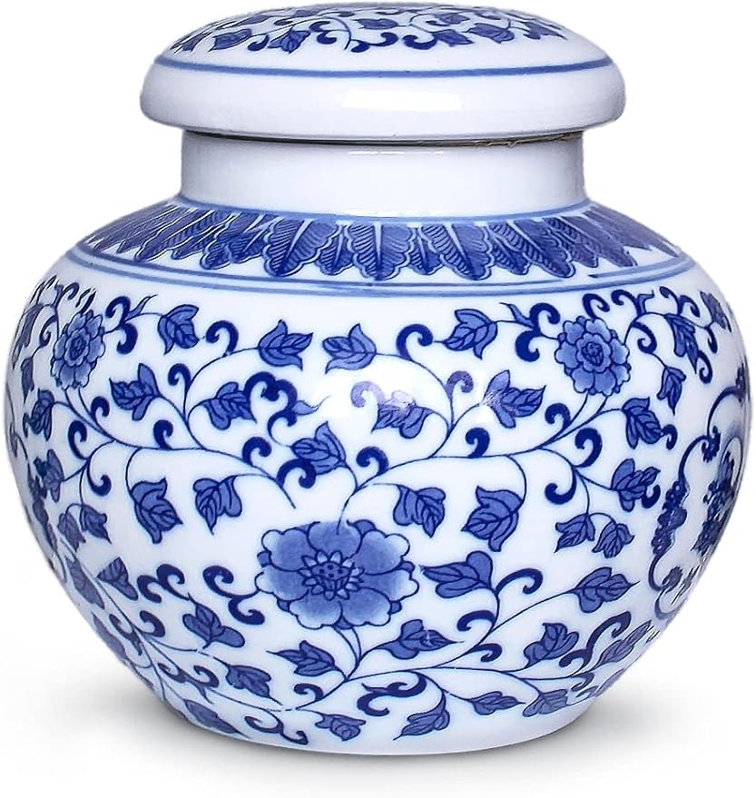 Dahlia Blue and White Tea Canister for Loose Tea, Airtight Jingdezhen Porcelain Tea Caddy, Blue and White Lotus #3, 1150 ML