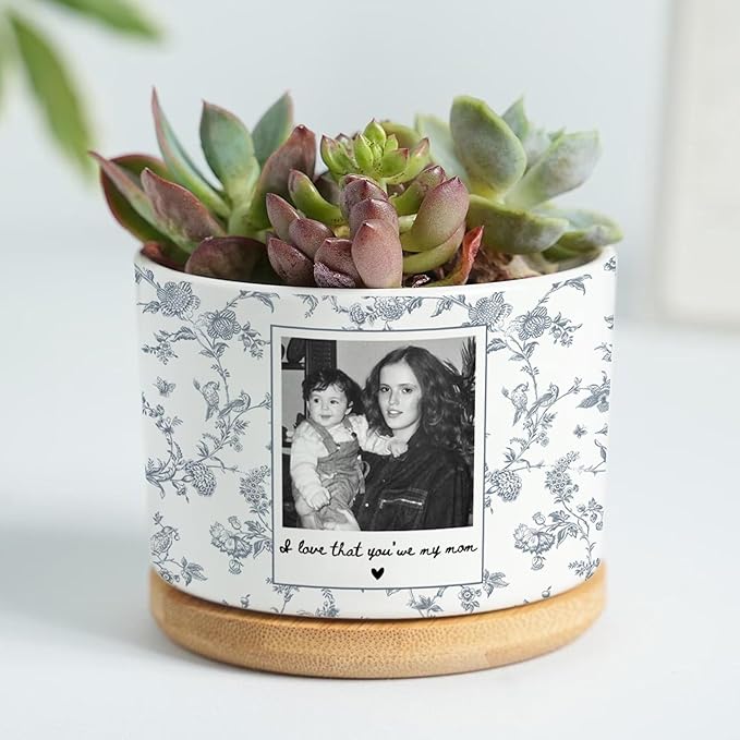 Personalized Mom Photo Plant Pot, Custom Toile De Jouy Mom Photo Planter, Mother Day Portrait Flower Pot, Grandma Gift, Gifts from Daughter