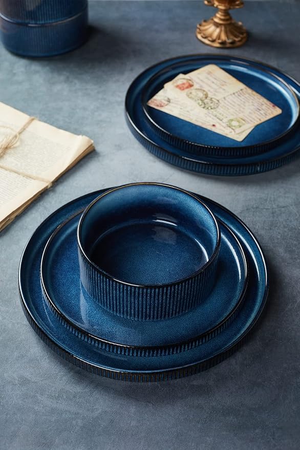 Famiware Star 18-Piece Reactive Glaze Plates and Bowls Sets, Service for 6 - Stoneware Dinnerware with Trim, Modern Rustic Dishes, Chip & Scratch Resistant, Microwave & Dishwasher Safe, Nebulas Blue