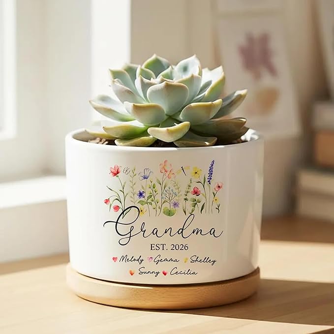 Personalized Grandma Flower Pot, Custom Grandma Garden Planter with Kids Name, Mother Day Plant Pot, Gift for Gigi, Mimi, Nanny, Nana, Family Planter