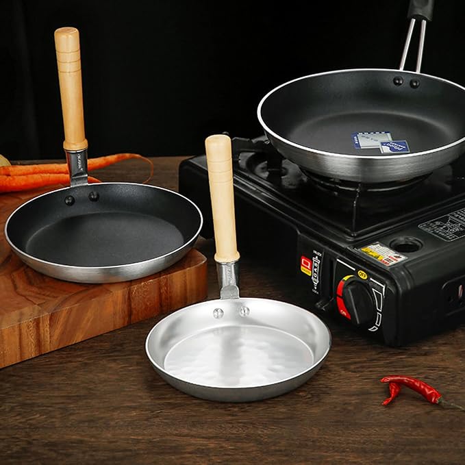 Japanese Tamagoyaki Pan Egg Frying Pan Japanese Oyakodon Pan Omelette Fried Pan Non Stick Cooker Pan,Metal Skillet Gas Stove Pan Mini Pancake Maker Mini Skillet Japanese Egg Pan Skillet Pan Omelets Pa