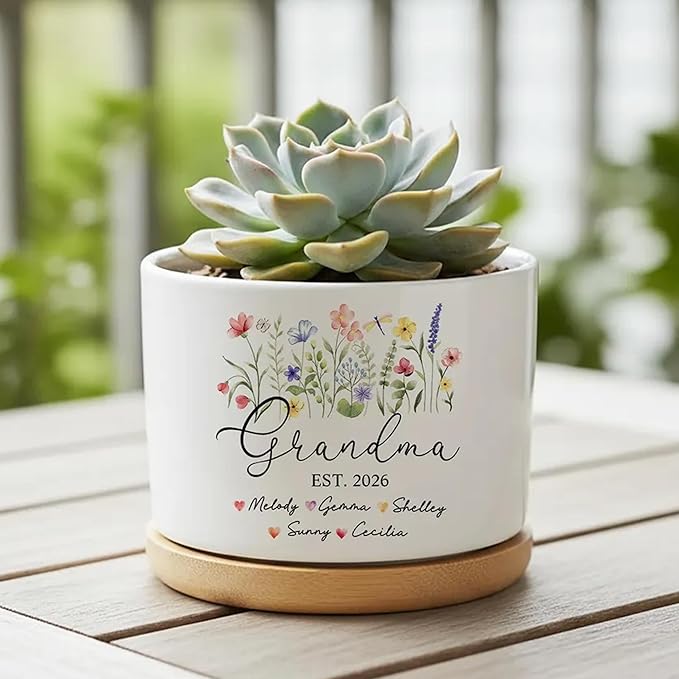 Personalized Grandma Flower Pot, Custom Grandma Garden Planter with Kids Name, Mother Day Plant Pot, Gift for Gigi, Mimi, Nanny, Nana, Family Planter