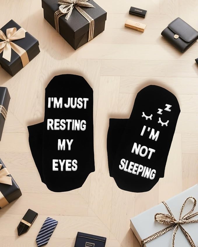 Vitery Father's Day Gifts From Daughter Wife Son Kids- Personalized Fathers Day Gift For Dad Husband Stepdad, Funny Men Socks