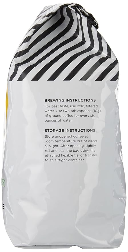 Amazon Fresh, Just Bright Whole Bean Coffee Light Roast, 32 Oz (Pack of 2)