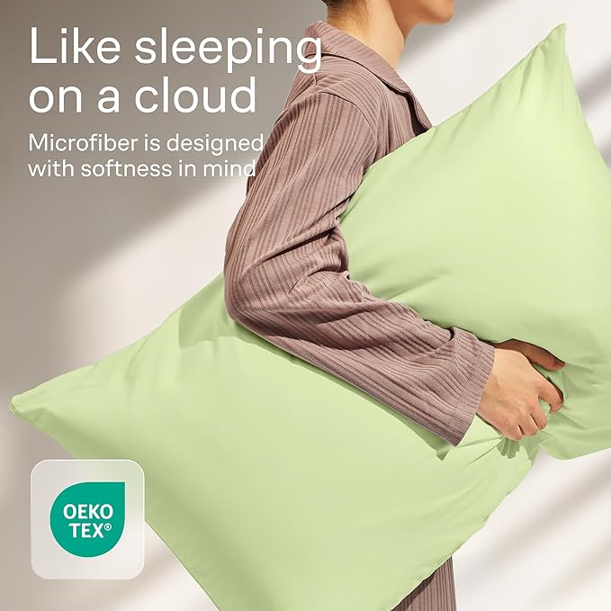 Ultra Soft Pillow Protectors with Zipper Queen Size - Set of 4 Breathable Pillow Covers - 100% Protection Against Stains, Dust & Dirt - Machine Washable (Sage)