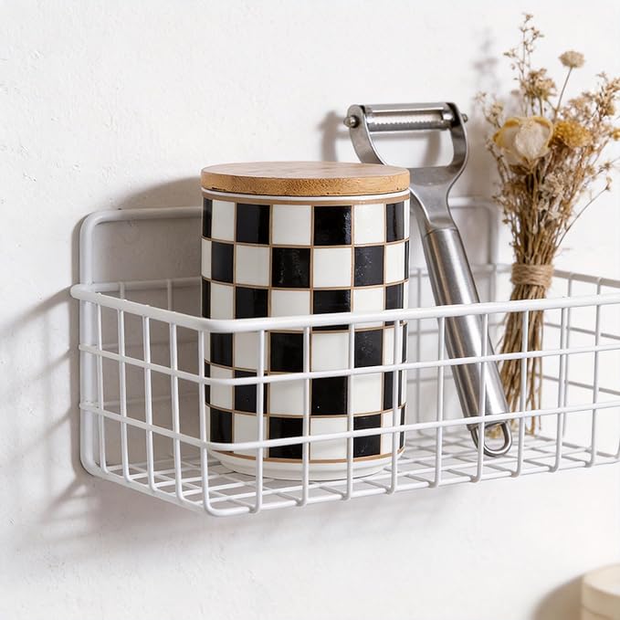 Kitchen Countertop Ceramic Checkered Canisters,Black And White Food Storage Containers With Lid,Airtight Kitchen Canisters for Flour, Sugar, Coffee, Tea, and Dry Goods (Black, Small)