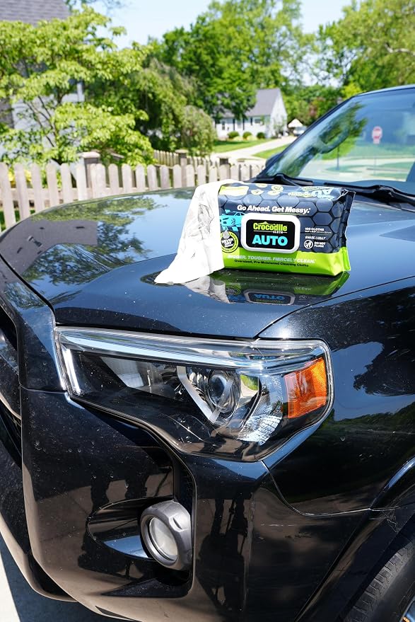Crocodile Cloth Auto Cleaning Wipes – 10 XL (15" x 10") Disposable Wipes for Car Engine Degreasing, Body Detailing & Tire Cleaning – Cuts Grease, Oil, Adhesives on Hands, Tools, Parts & More
