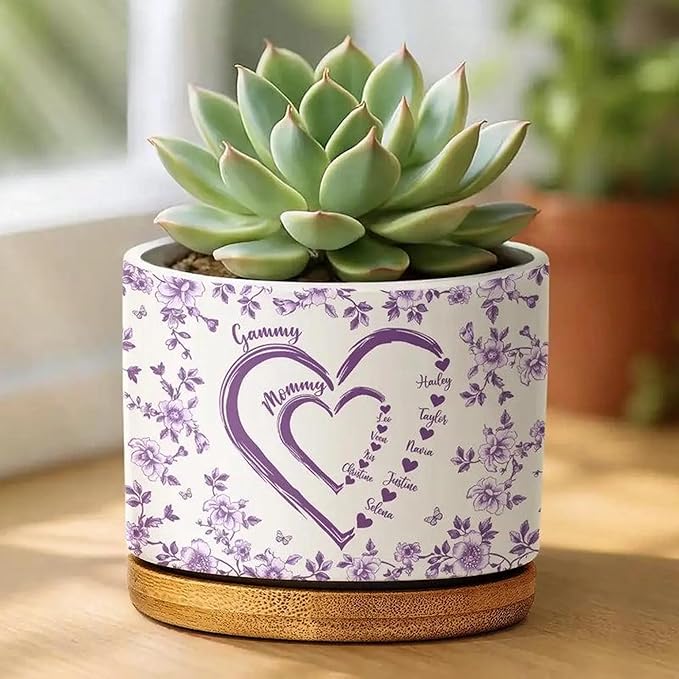 Personalized Mom & Grandma Heart Plant Pot, Custom Mama & Nana Generation Planter, Toile De Jouy Style Ceramic Flower Pot, Grandma Gift, Mom Gifts