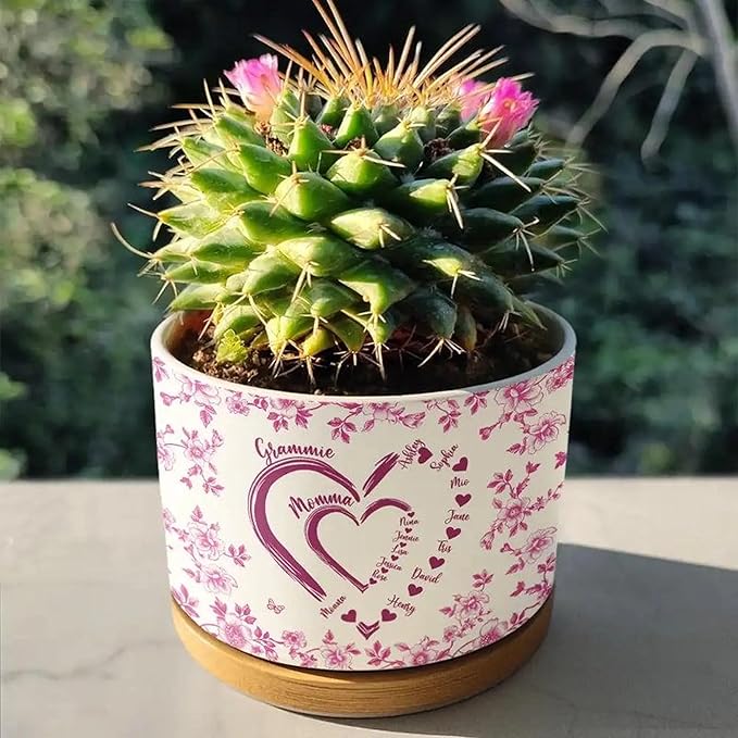 Personalized Mom & Grandma Heart Plant Pot, Custom Mama & Nana Generation Planter, Toile De Jouy Style Ceramic Flower Pot, Grandma Gift, Mom Gifts
