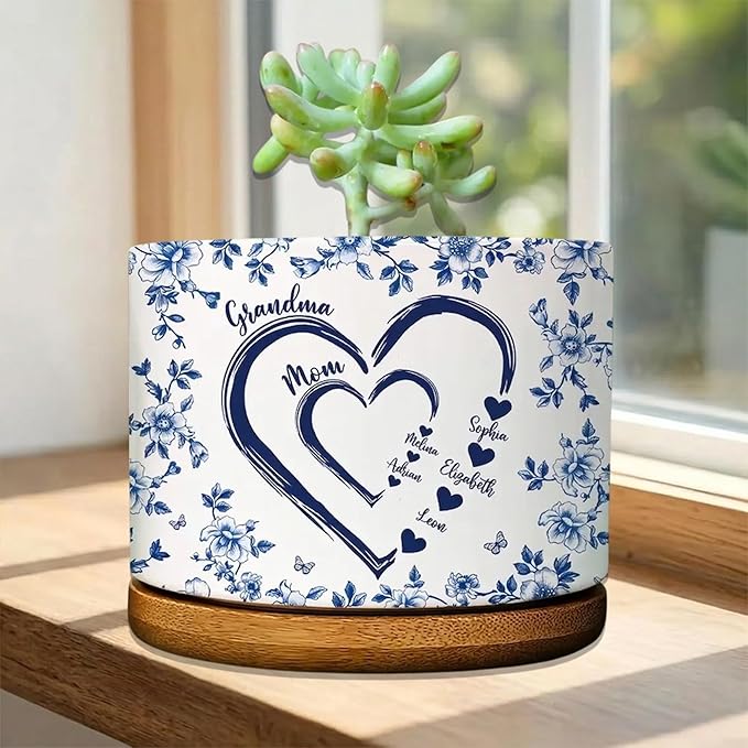 Personalized Mom & Grandma Heart Plant Pot, Custom Mama & Nana Generation Planter, Toile De Jouy Style Ceramic Flower Pot, Grandma Gift, Mom Gifts