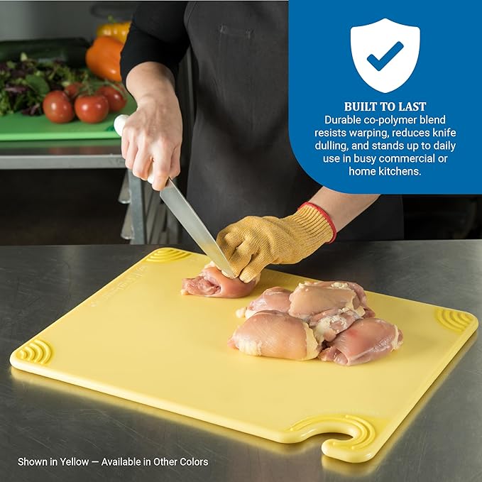 San Jamar Saf-T-Grip Plastic Cutting Board with Safety Hook, 15" x 20" x 0.5", Red
