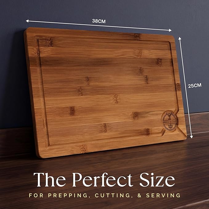 Deer & Oak Large Carbonized Cutting Board 15" x 9.8" x 0.8", Pre-Oiled Bamboo Wooden Cutting Board for Carving Meat, Fish, Vegetables, Fruits, Cheese, and Bread
