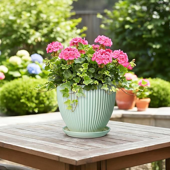 Ceramic Plant Pot, 8 Inch Flower Pots for Indoor Plants, Decorative Flower Planter with Drainage Hole and Saucer, Modern Round Pots for Plants, House Decor, House Warming Gifts, Mint Green
