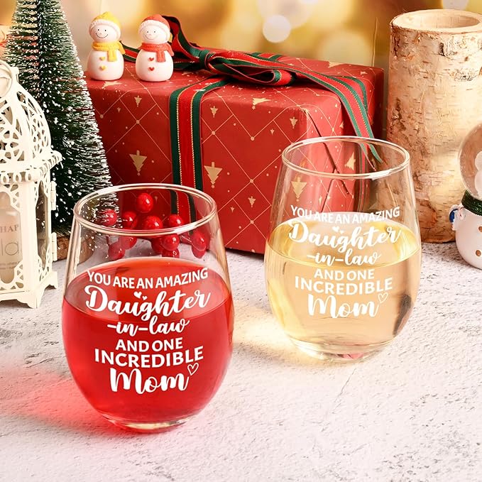 Futtumy Daughter in Law Gifts from Mother in Law, You Are An Amazing Daughter-in-Law And One Incredible Mom Wine Glass, First Mothers Day Christmas Birthday Gifts, 17 oz/500 ml